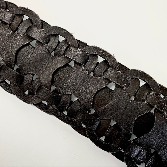 Vintage Wide Black Leather Woven Belt - Picture 7 of 9